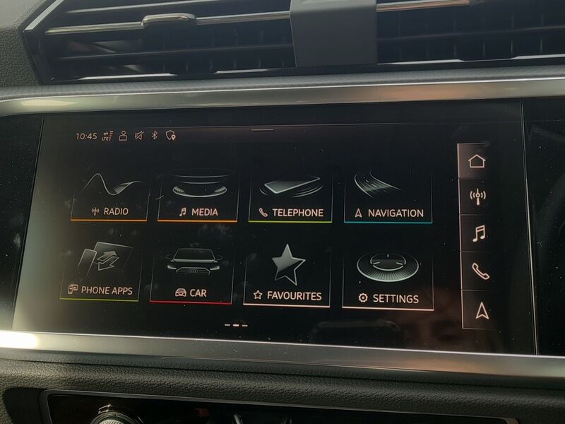 More views of Audi Q3