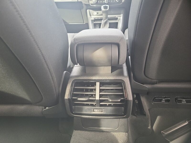 More views of Audi Q3