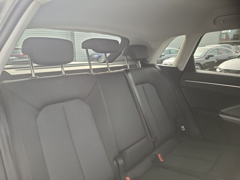 More views of Audi Q3