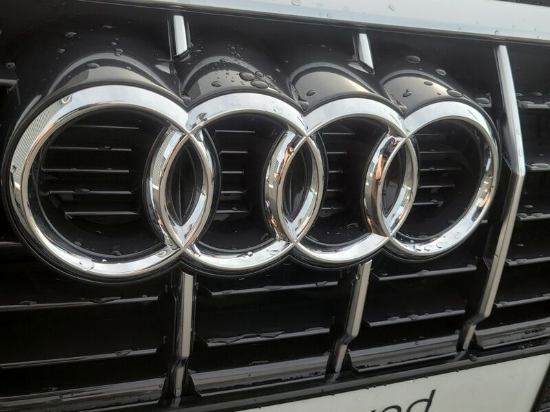 More views of Audi Q3