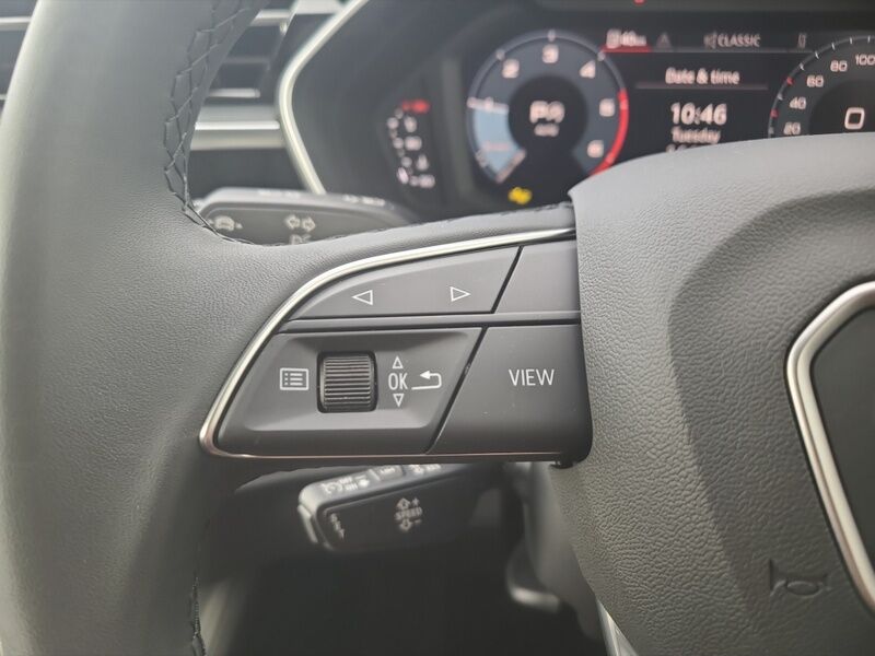 More views of Audi Q3