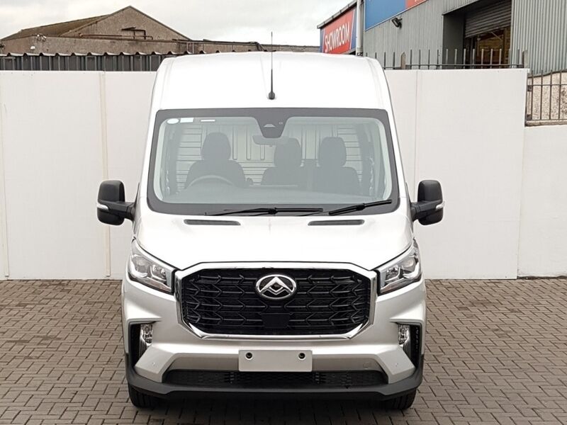 More views of Maxus DELIVER 9
