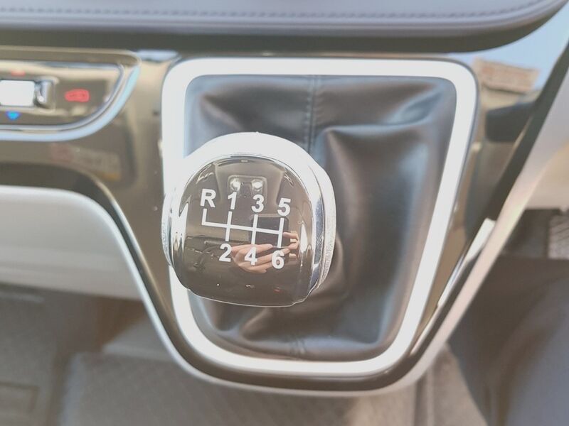 More views of Maxus DELIVER 7