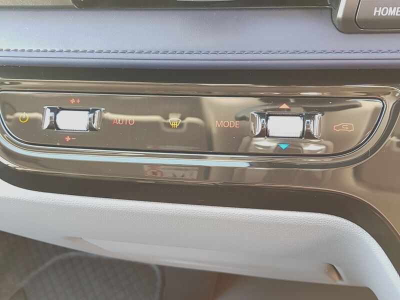 More views of Maxus DELIVER 7