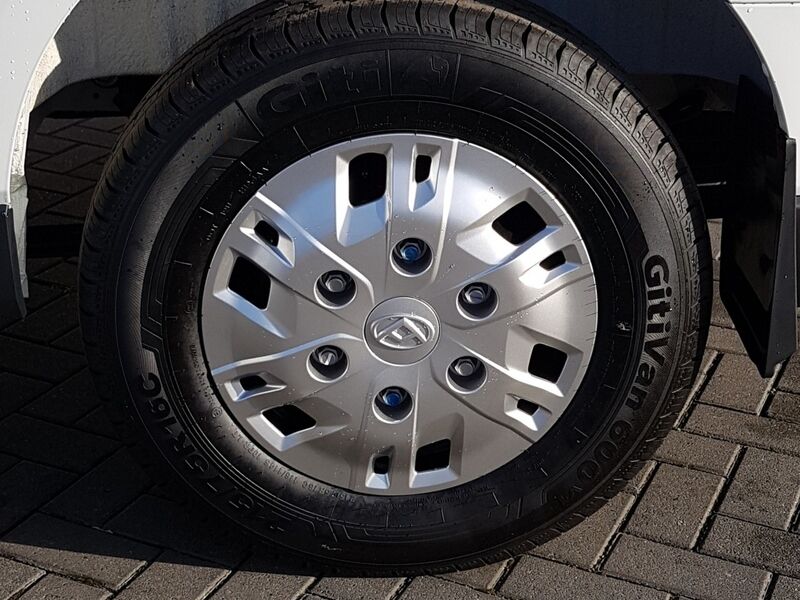 More views of Maxus DELIVER 7