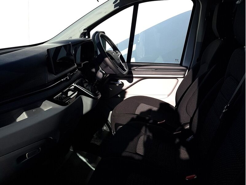 More views of Maxus DELIVER 7