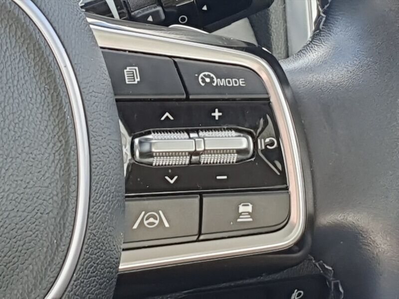 More views of Kia Sorento