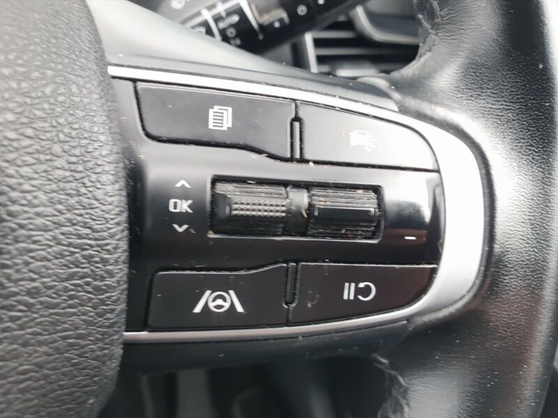 More views of Kia Sportage