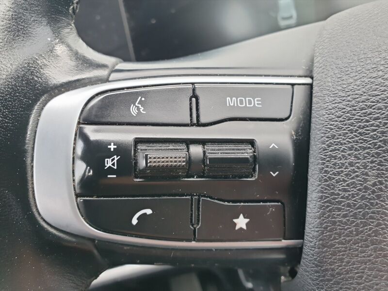 More views of Kia Sportage