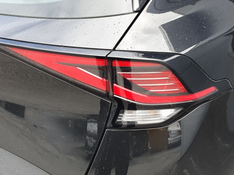 More views of Kia Sportage