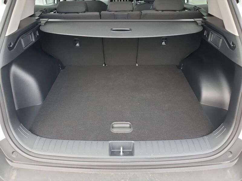 More views of Kia Sportage