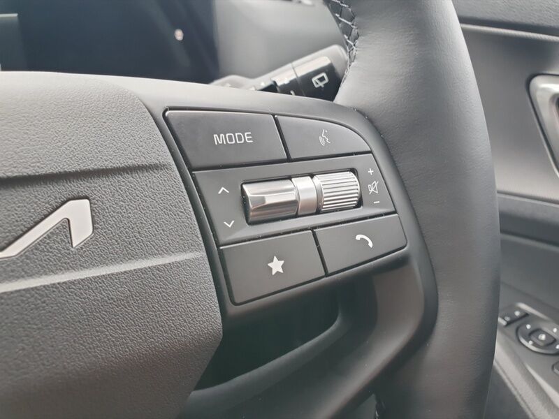 More views of Kia Sportage