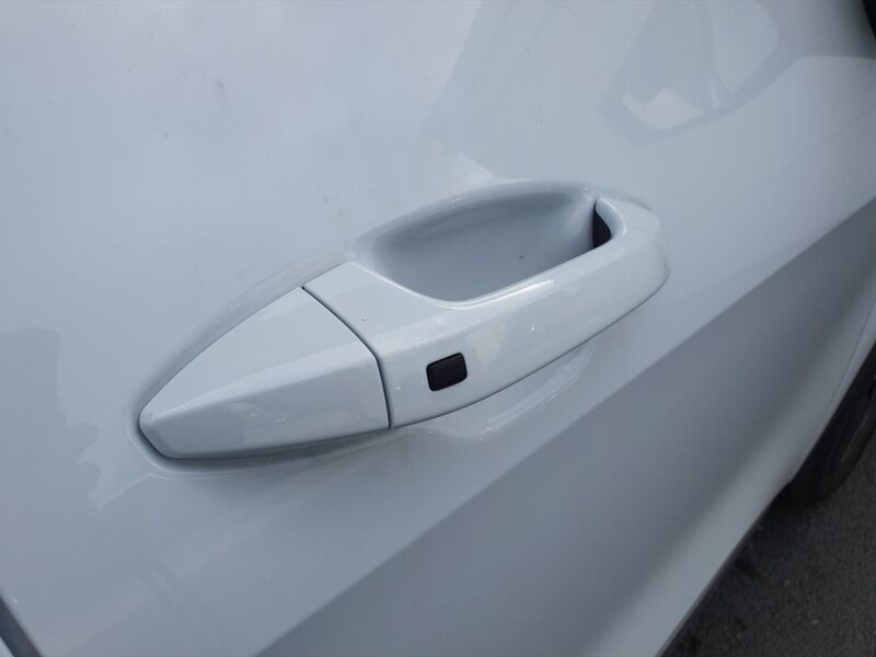 More views of Kia Sportage