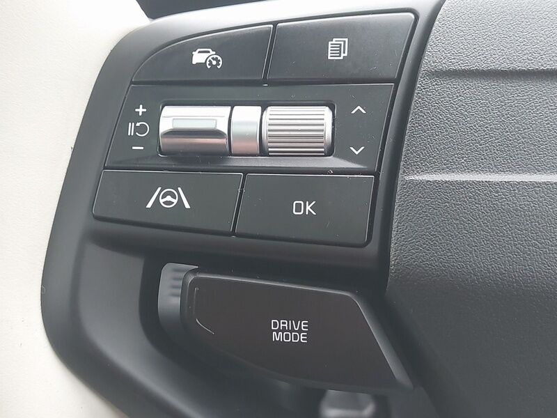 More views of Kia Sportage