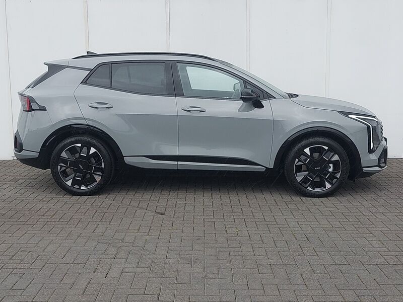 More views of Kia Sportage