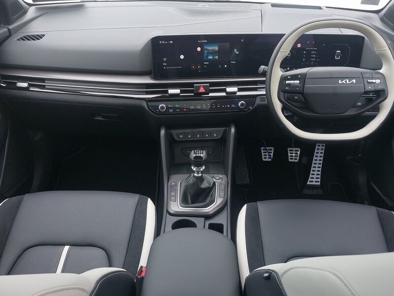 More views of Kia Sportage