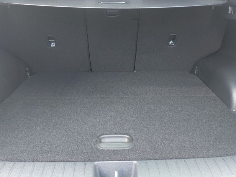 More views of Kia Sportage