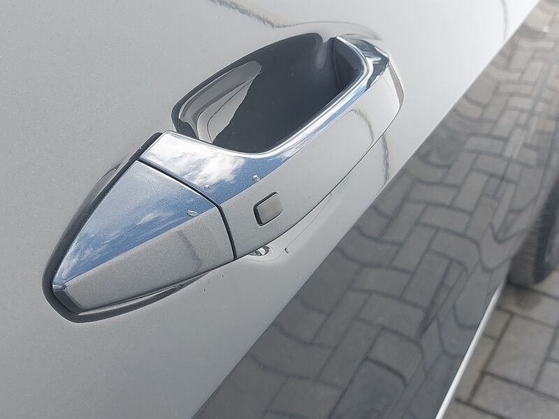 More views of Kia Sportage