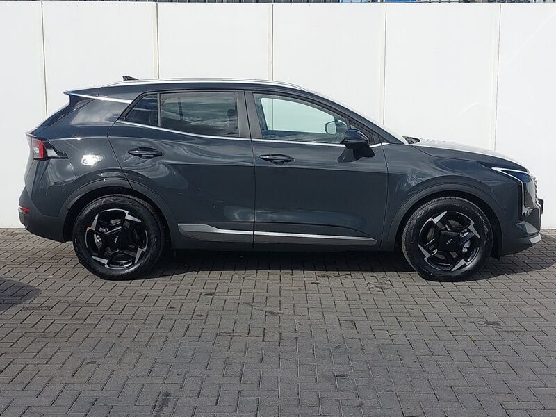 More views of Kia Sportage