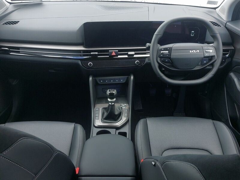 More views of Kia Sportage