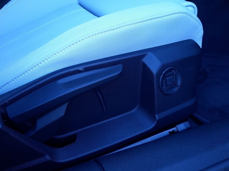 More views of Audi A6