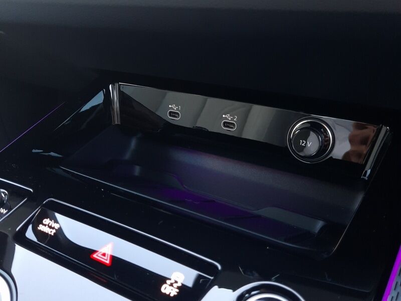 More views of Audi A6