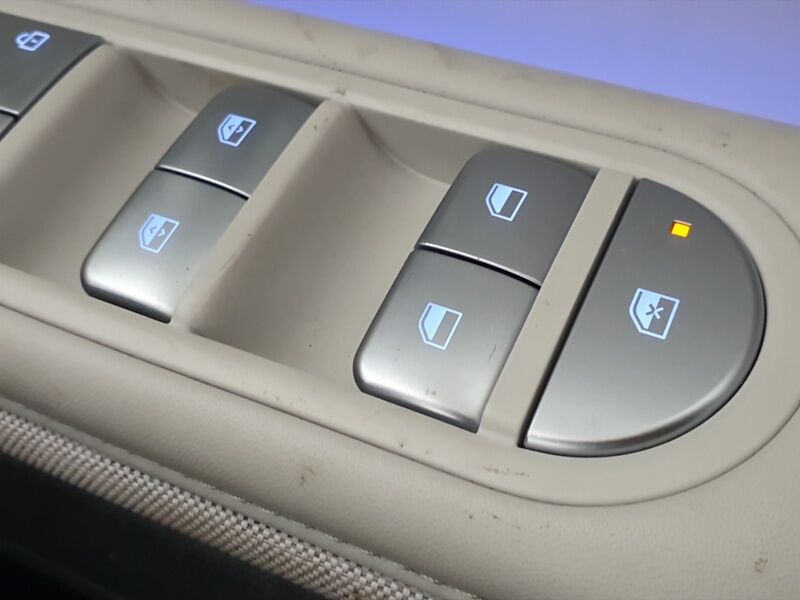 More views of Hyundai IONIQ 5