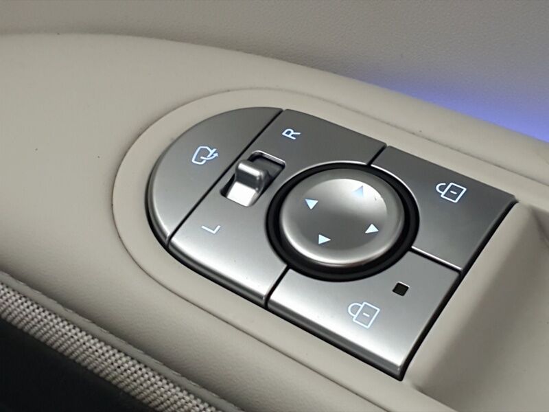 More views of Hyundai IONIQ 5