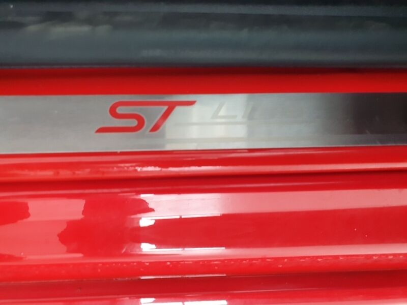 More views of Ford Focus