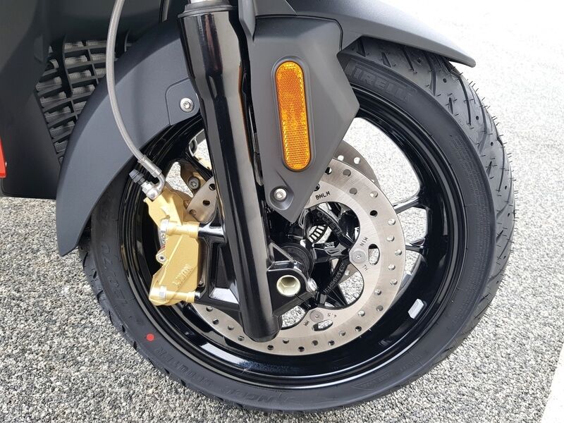 More views of BMW C 400 X