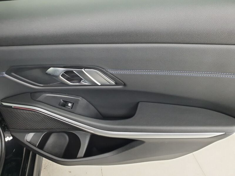 More views of BMW 3-Series