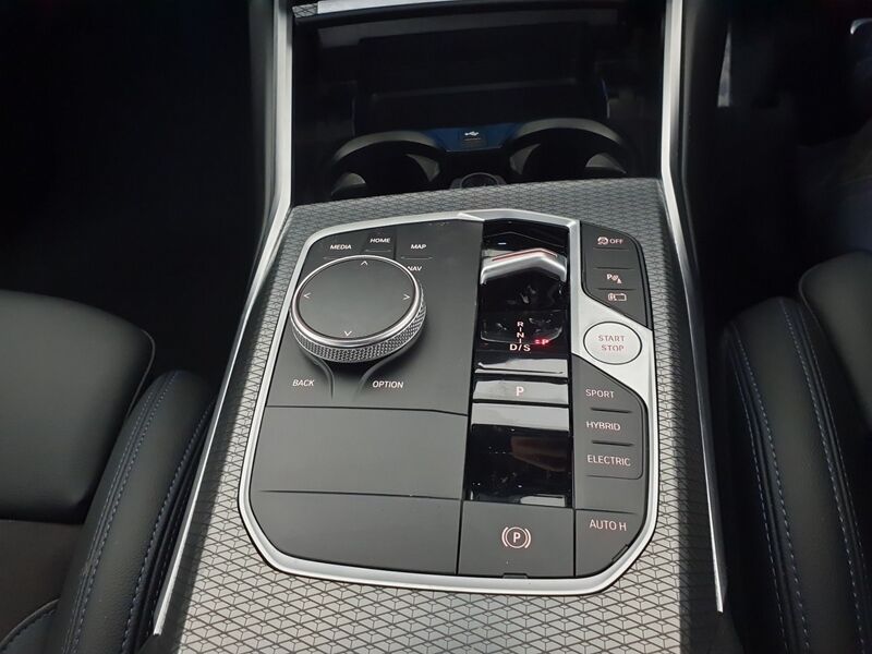 More views of BMW 3-Series