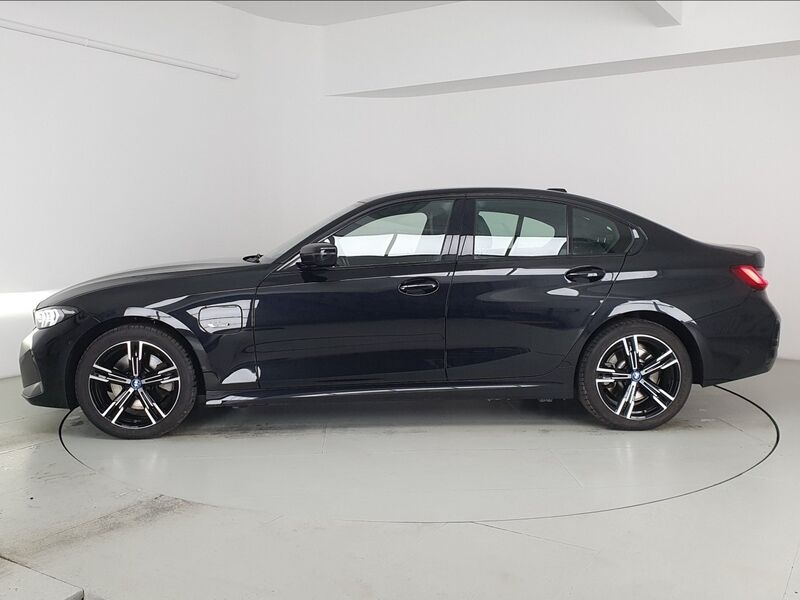 More views of BMW 3-Series