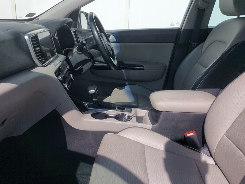 More views of Kia Sportage