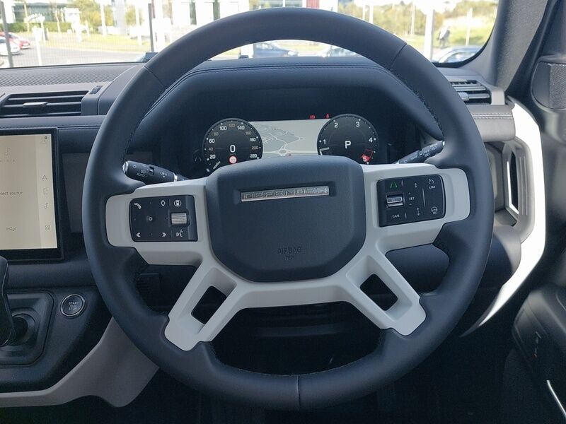 More views of Land Rover Defender