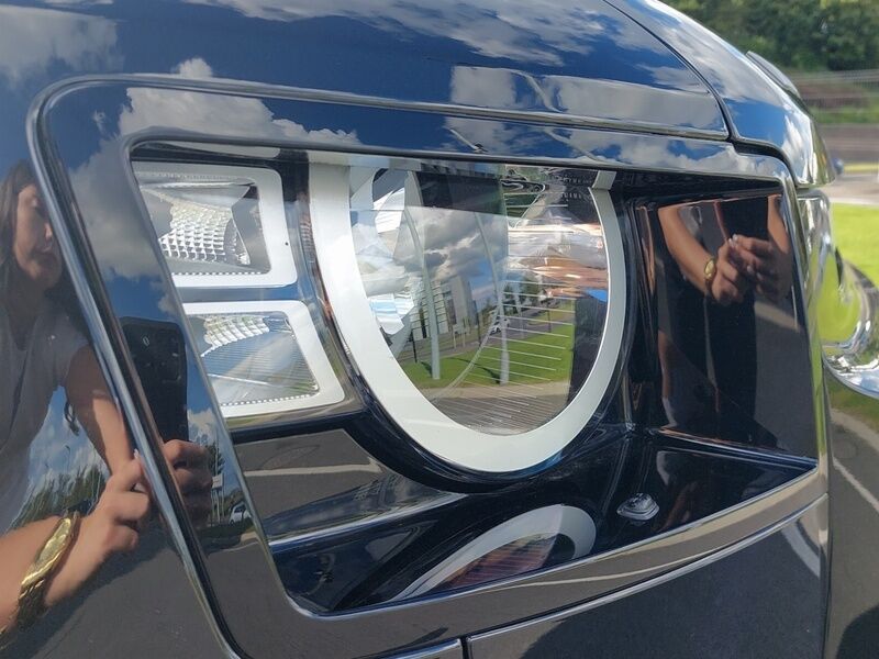 More views of Land Rover Defender