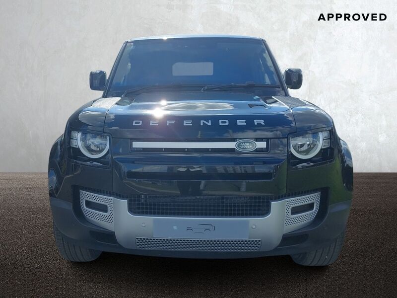 More views of Land Rover Defender