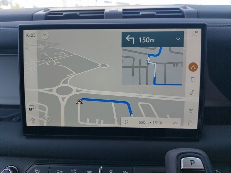 More views of Land Rover Defender