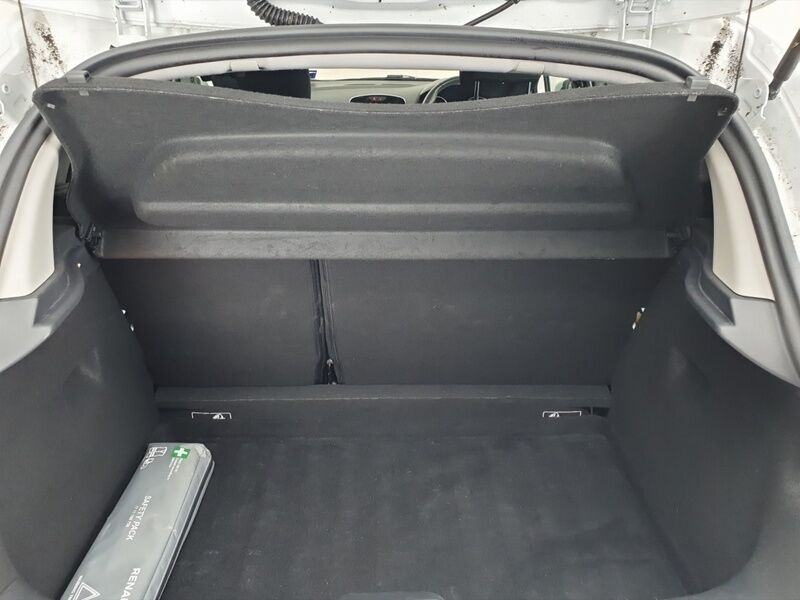 More views of Renault Clio