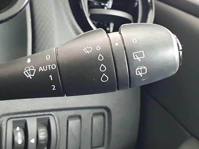 More views of Renault Clio