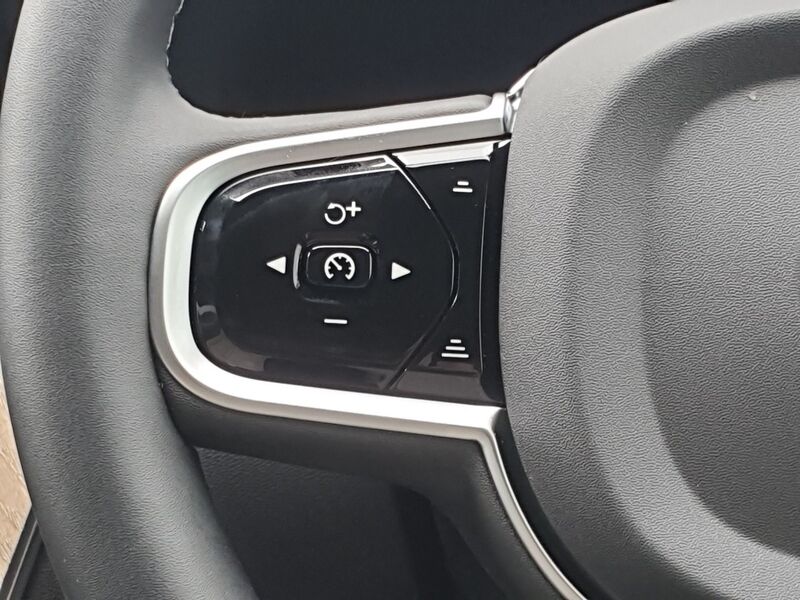 More views of Volvo XC60