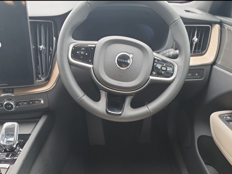 More views of Volvo XC60