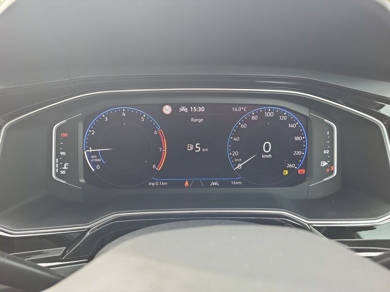 More views of Volkswagen Polo