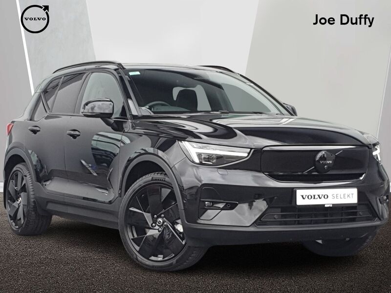 More views of Volvo EX40