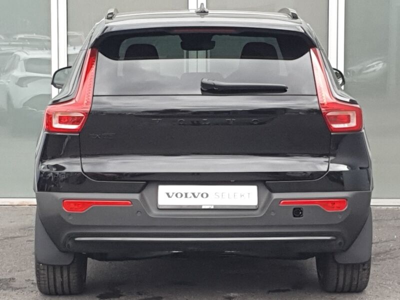 More views of Volvo EX40