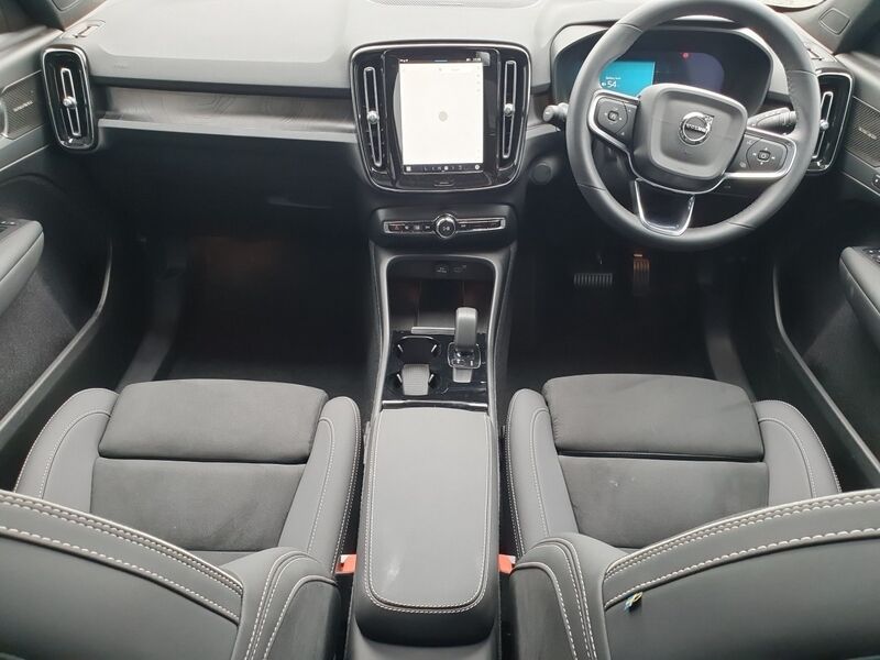 More views of Volvo EX40