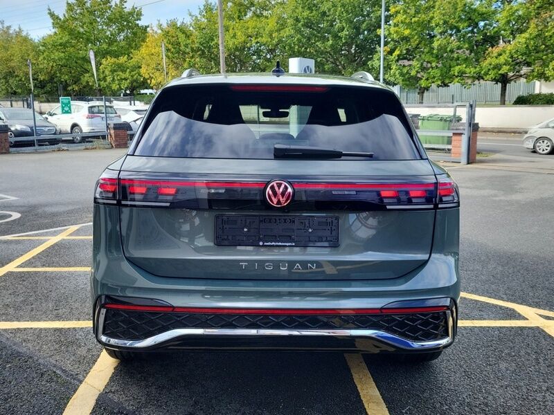 More views of Volkswagen Tiguan