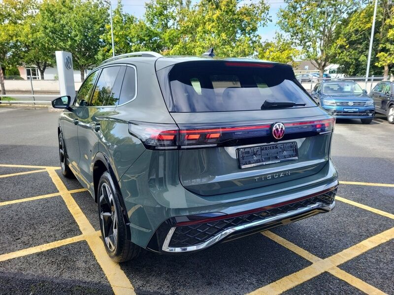 More views of Volkswagen Tiguan