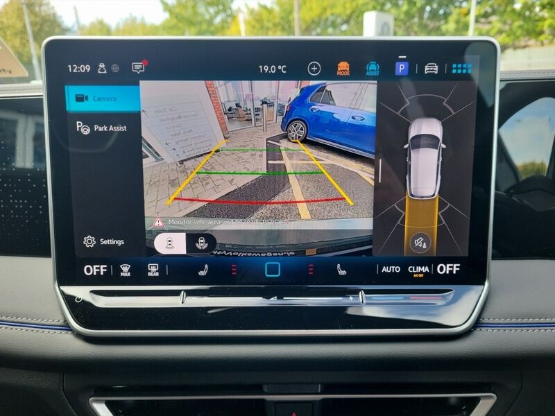 More views of Volkswagen Tiguan