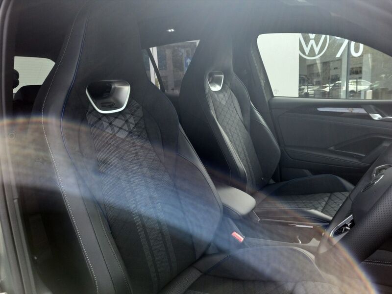 More views of Volkswagen Tiguan